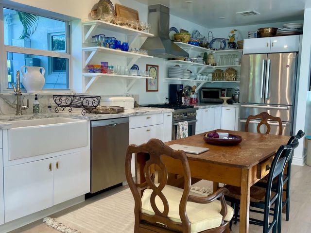 Home for rent at 341 Murray Road - photo 6176002