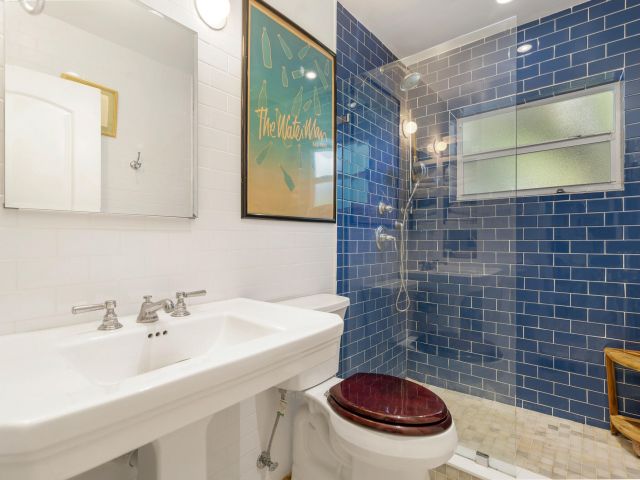 Home for rent at 341 Murray Road - photo 6248000