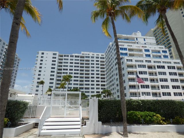 Apartment for sale  Unit #202 - photo 6176179