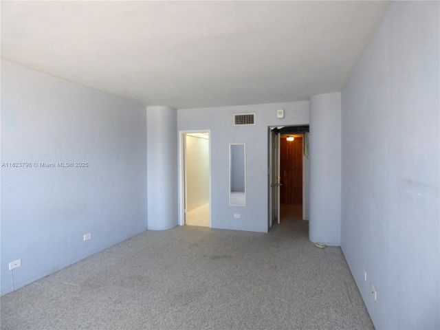 Apartment for sale  Unit #202 - photo 6176181