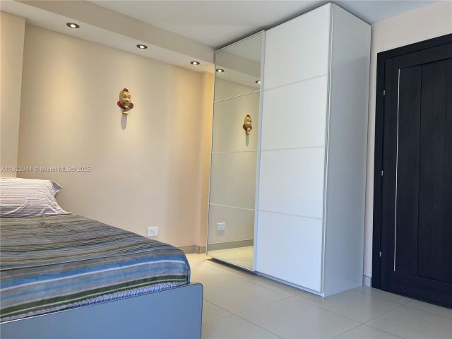 Apartment for rent  Unit #1505 - photo 6198888