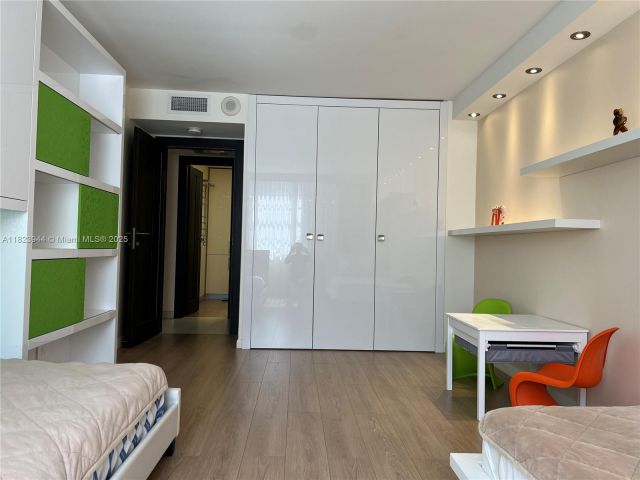 Apartment for rent  Unit #1505 - photo 6198893