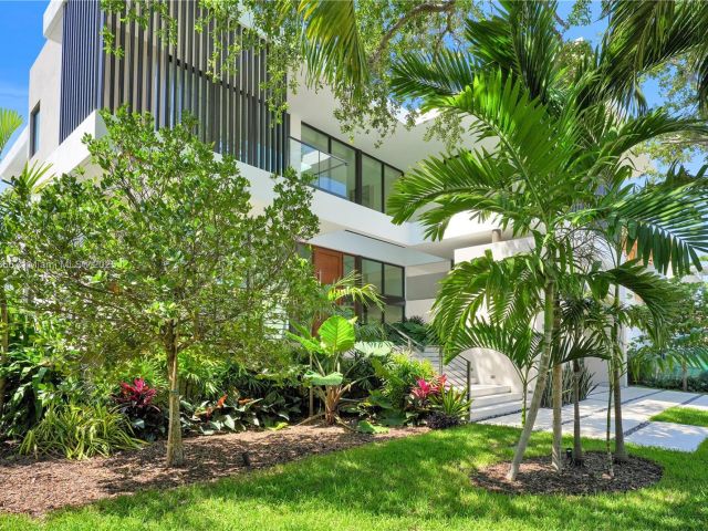 Home for rent at 100 Hampton Ln - photo 6174228