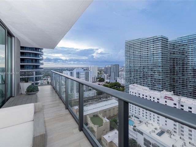 Apartment for rent  Unit #2210 - photo 6176951