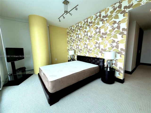 Apartment for rent  Unit #2508 - photo 6175691