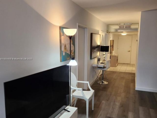 Apartment for sale  Unit #4N - photo 7435887