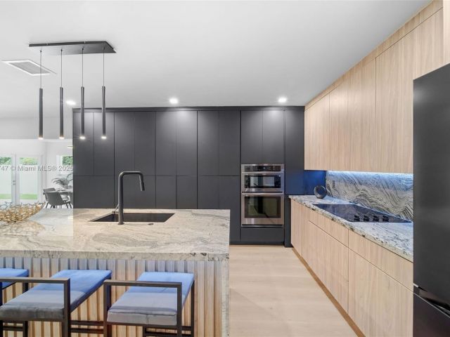 Home for sale at 11530 NE 7th Ave - photo 6223859