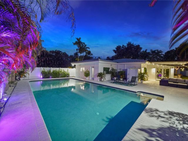 Home for sale at 11530 NE 7th Ave - photo 6223865