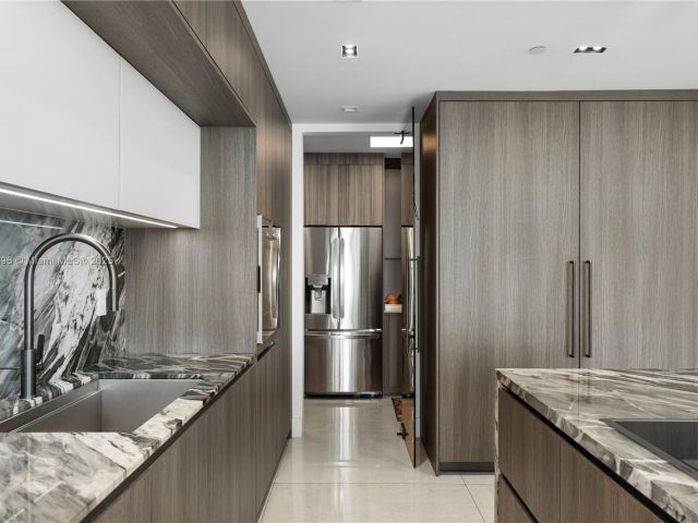 Apartment for sale  Unit #PH7 - photo 6180391