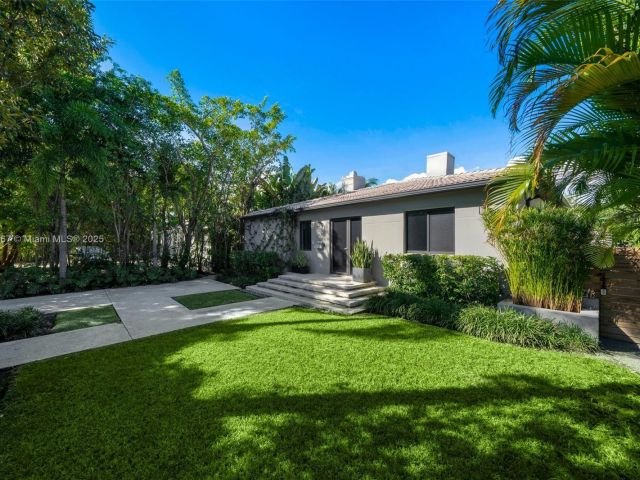 Home for rent at 861 NE 74th St - photo 6175544