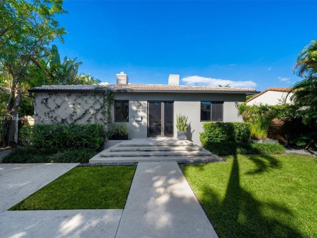 Home for rent at 861 NE 74th St - photo 6175546