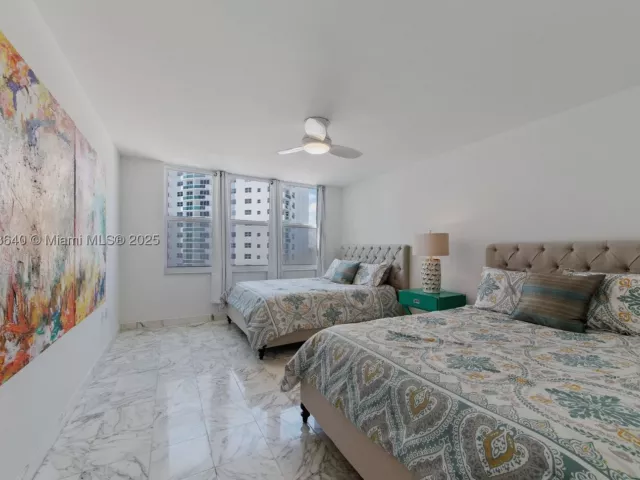 2-bedroom condo for sale in Hollywood - 2751 S Ocean Dr 505N - MondialRealty