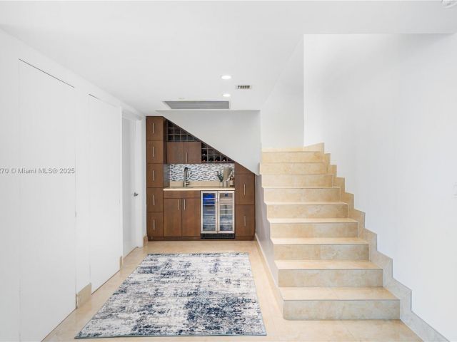 Apartment for sale  Unit #5705 - photo 6205158