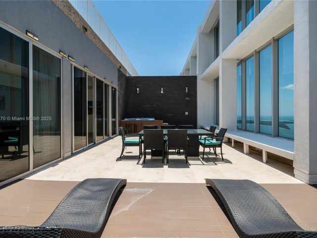 Apartment for sale  Unit #5705 - photo 6205159