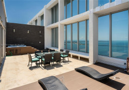 Apartment #5705 at Icon Brickell Tower 2