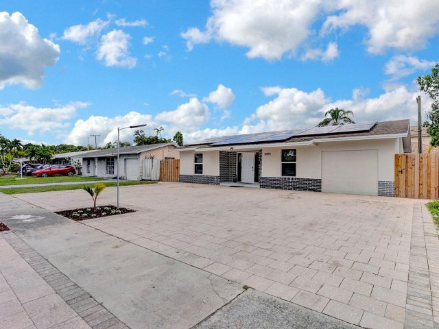 Home for sale at 9709 SW 1st Place - photo 6902525