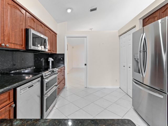 Home for sale at 14066 Glenlyon Court - photo 6215204