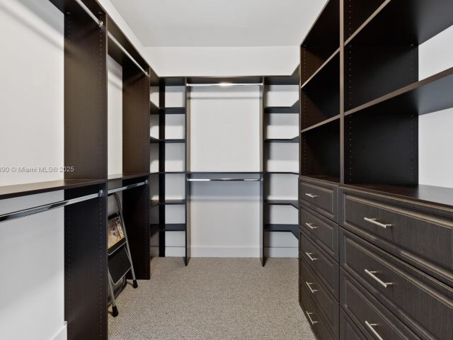 Home for rent at 10545 NW 69th Ter 10545 - photo 6178381