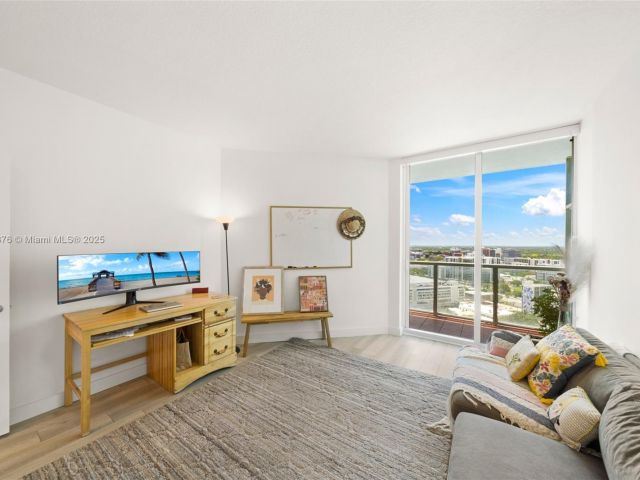 Apartment for sale  Unit #2514 - photo 6180998