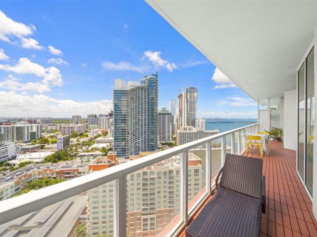 Apartment for sale  Unit #2514 - photo 6181002