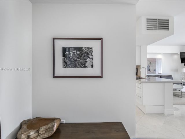 Apartment for rent  Unit #506 - photo 6179525