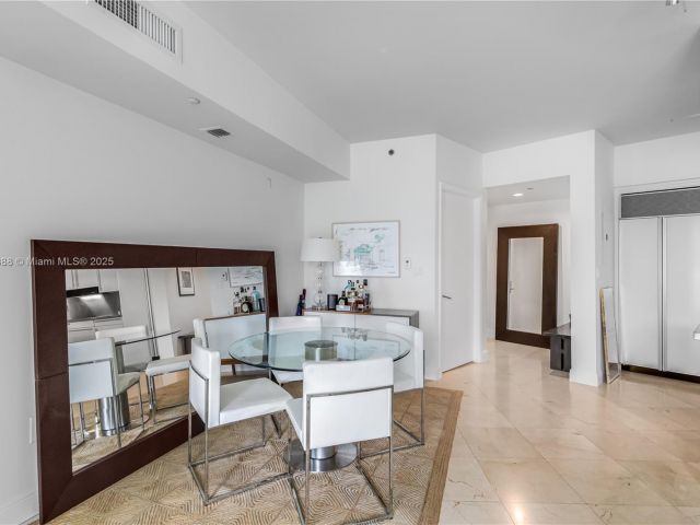 Apartment for rent  Unit #506 - photo 6179538