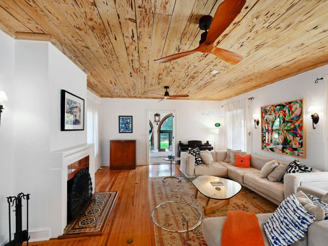 Home for sale at 801 Hibiscus Street - photo 6218054