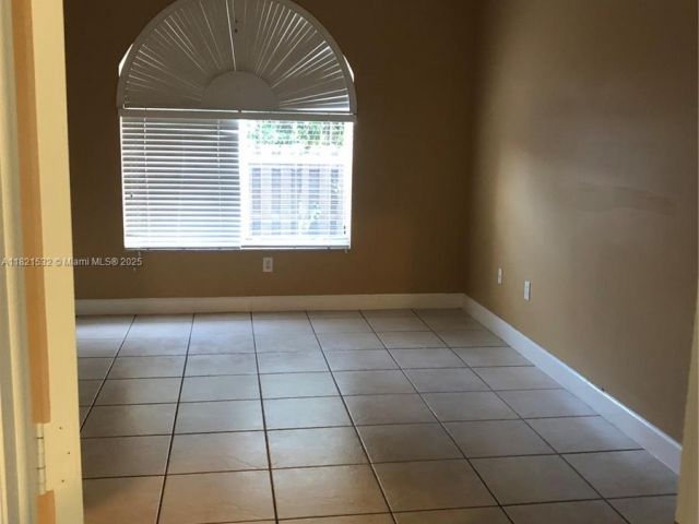 Home for rent at 10932 NW 69 ST - photo 6179096