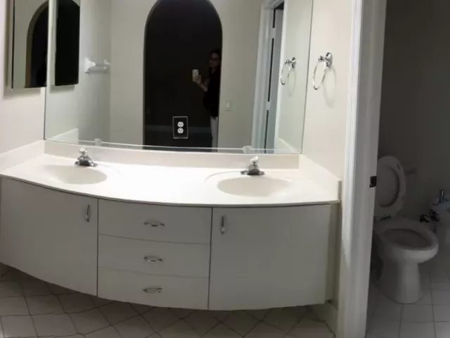 2-bedroom home for rent in Doral - 10932 NW 69 ST - MondialRealty