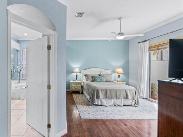 Home for rent at 4252 NW 66th Lane - photo 6895137