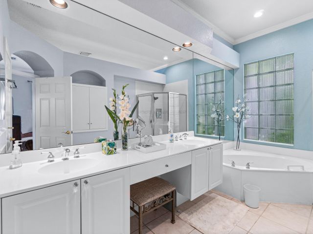 Home for rent at 4252 NW 66th Lane - photo 6895140