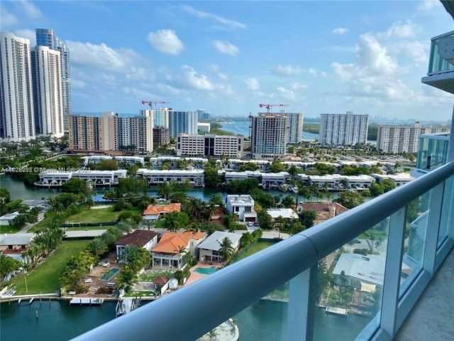 Apartment for sale  Unit #2052 - photo 6180745