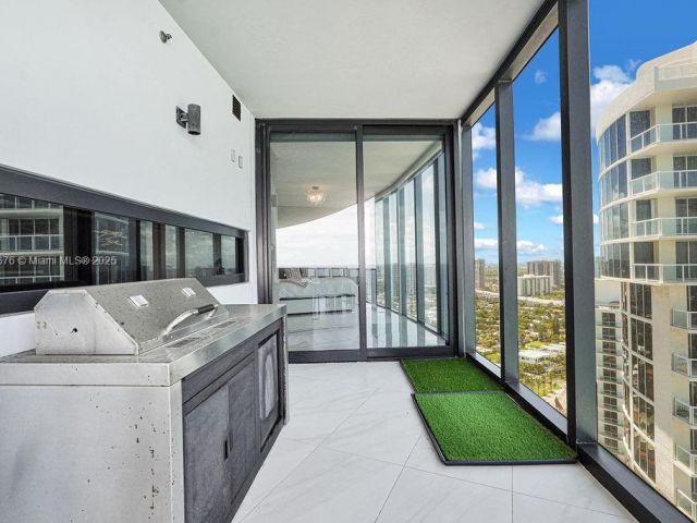 Apartment for sale  Unit #2605 - photo 6180879