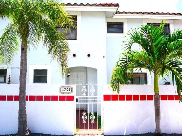 Home for rent at 1705 San Remo Cir none - photo 6182704