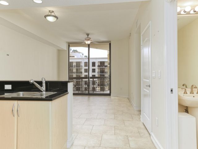 Apartment for sale  Unit #1208 - photo 6183413