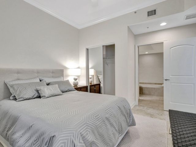 Apartment for sale  Unit #1208 - photo 6183414