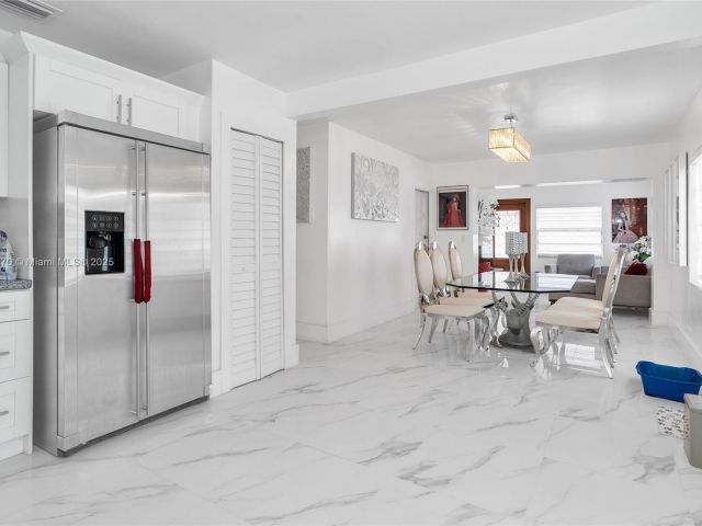 Home for sale at 31 SW 58th Ct - photo 6186584