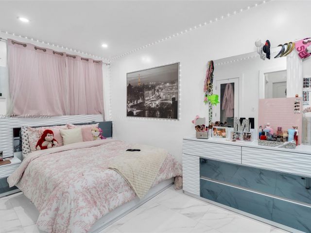 Home for sale at 31 SW 58th Ct - photo 6186590