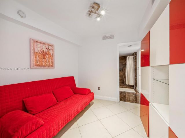 Apartment for rent  Unit #1406 - photo 6181491