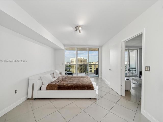 Apartment for rent  Unit #1406 - photo 6181497