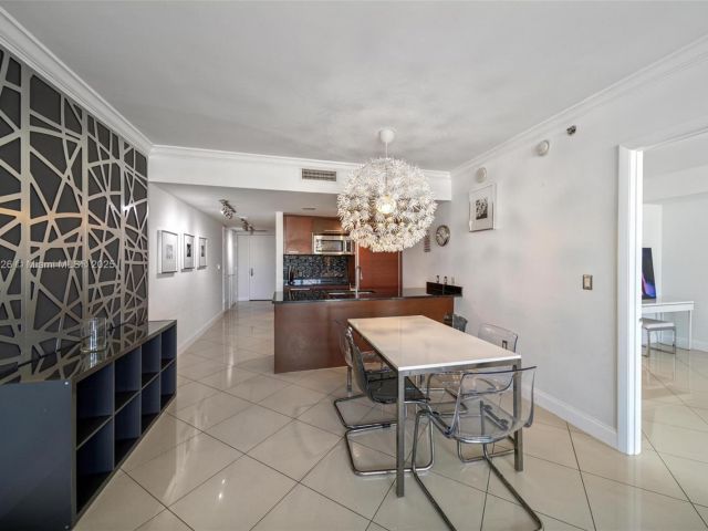 Apartment for rent  Unit #1406 - photo 6181506