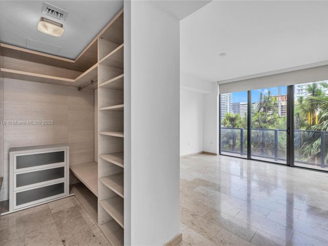 Apartment for sale  Unit #712 - photo 6181902