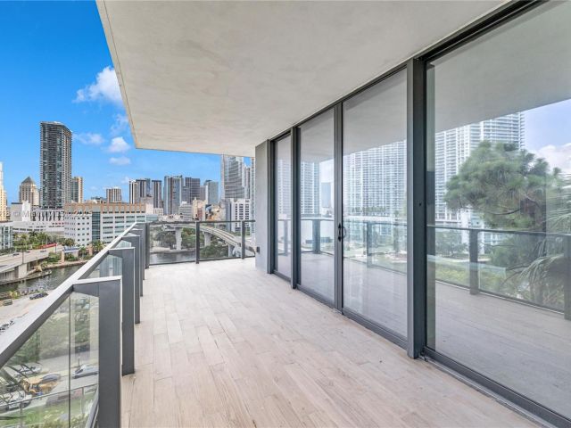 Apartment for sale  Unit #712 - photo 6181910