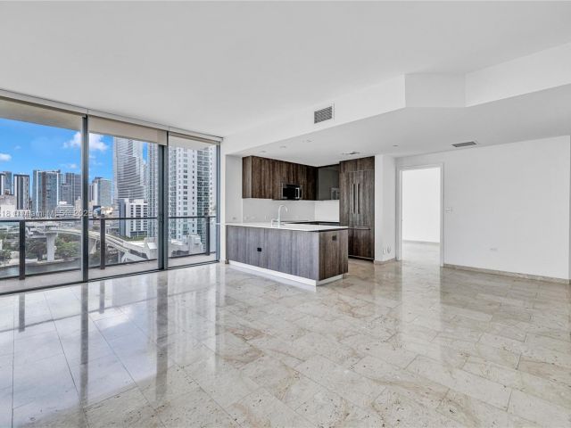 Apartment for sale  Unit #712 - photo 6181919