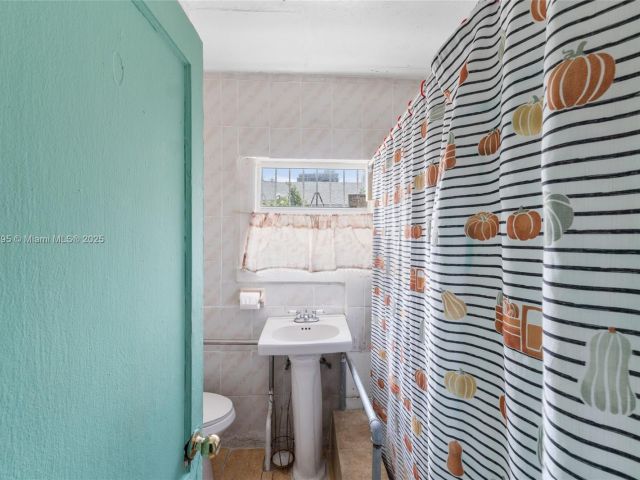 Home for sale at 50 NW 34th Ter - photo 6180280