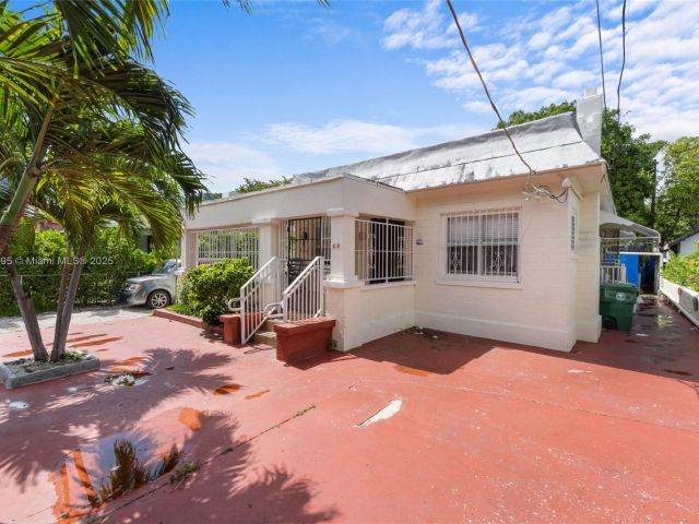 Home for sale at 50 NW 34th Ter - photo 6180286