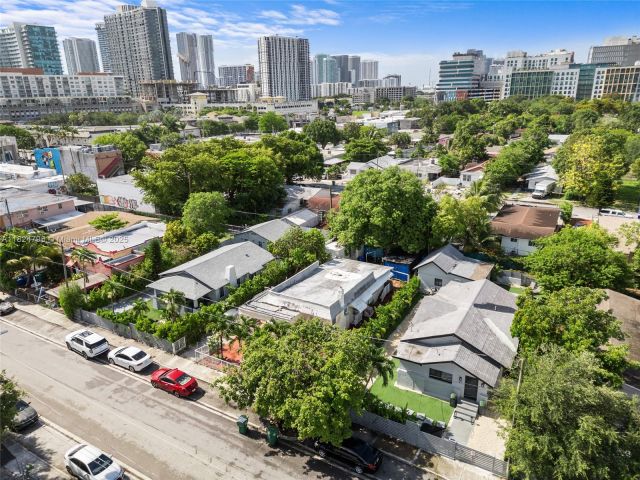 Home for sale at 50 NW 34th Ter - photo 6180293