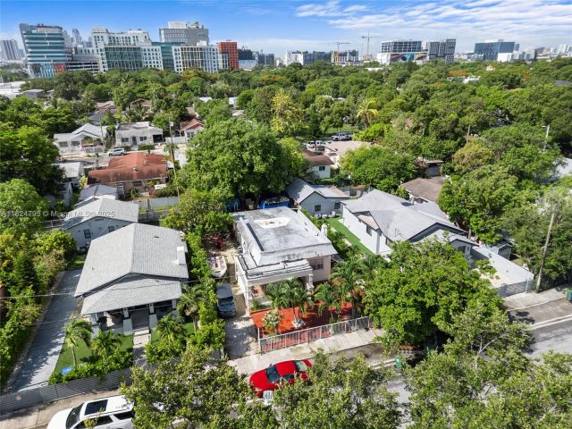 Home for sale at 50 NW 34th Ter - photo 6180294