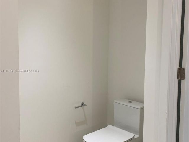 Apartment for sale  Unit #503 - photo 6180420