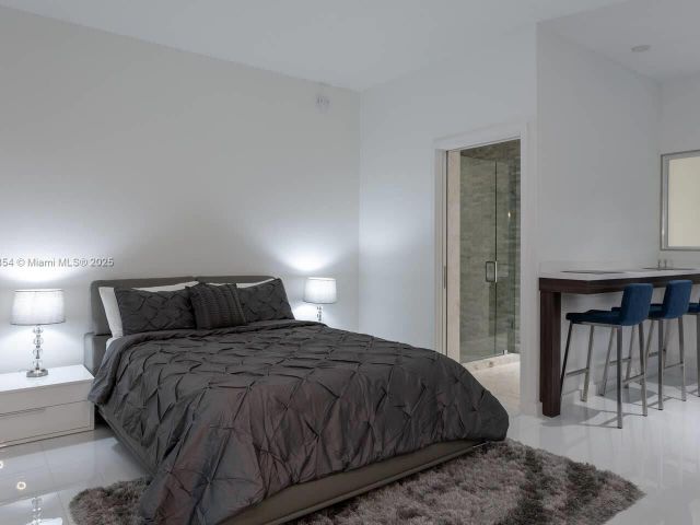 Apartment for sale  Unit #503 - photo 6180422